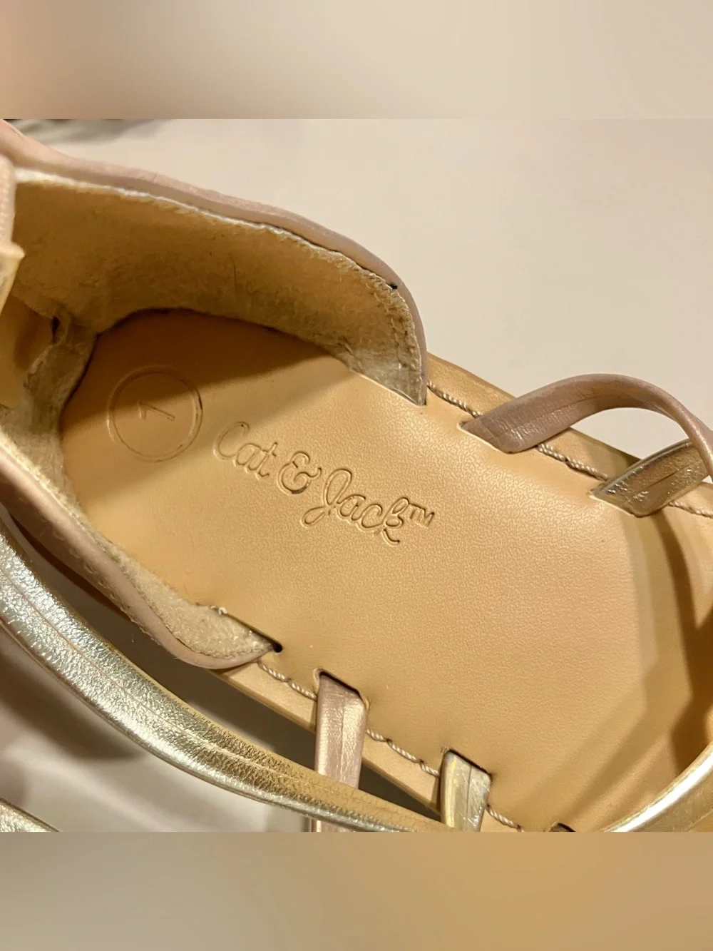 Cat & Jack Dion Rose Gold Metallic Strappy Gladiator Sandals Girls’ Sz‎ 1